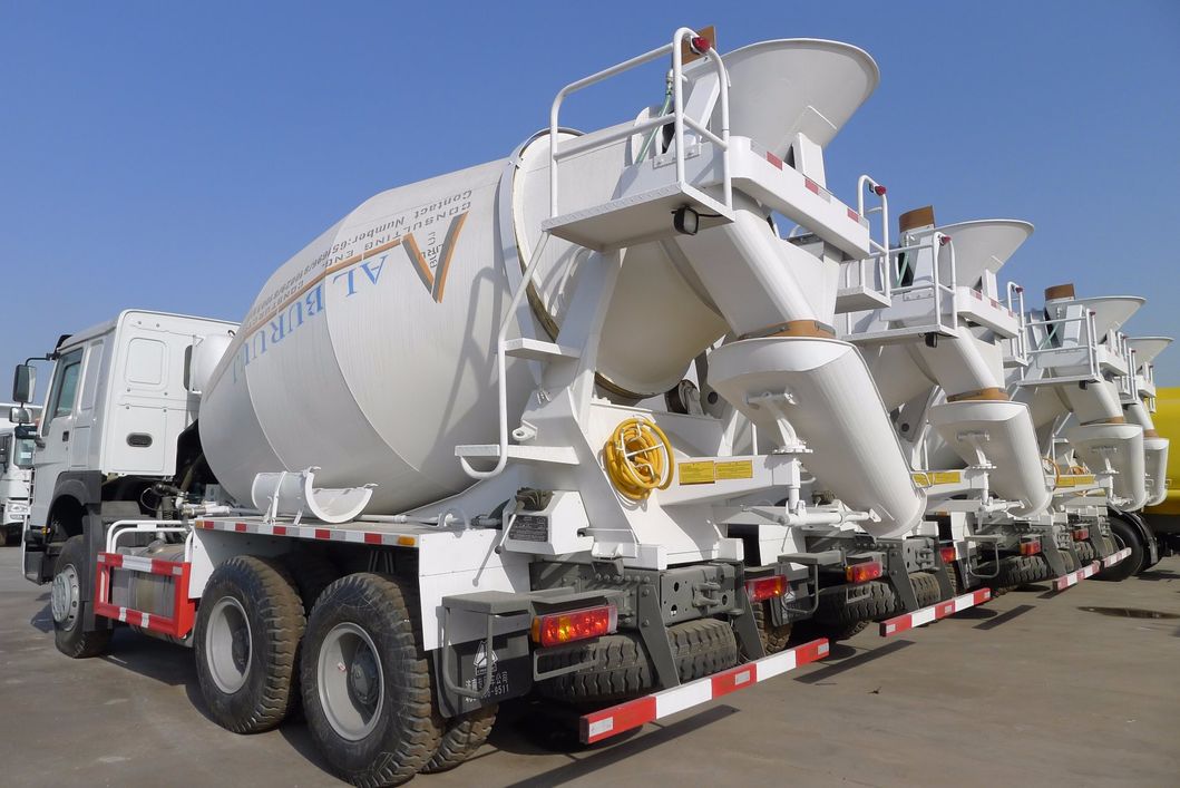 Sinotruk HOWO 6X4 8cbm Cement Co<em></em>ncrete Mixer Tank Truck