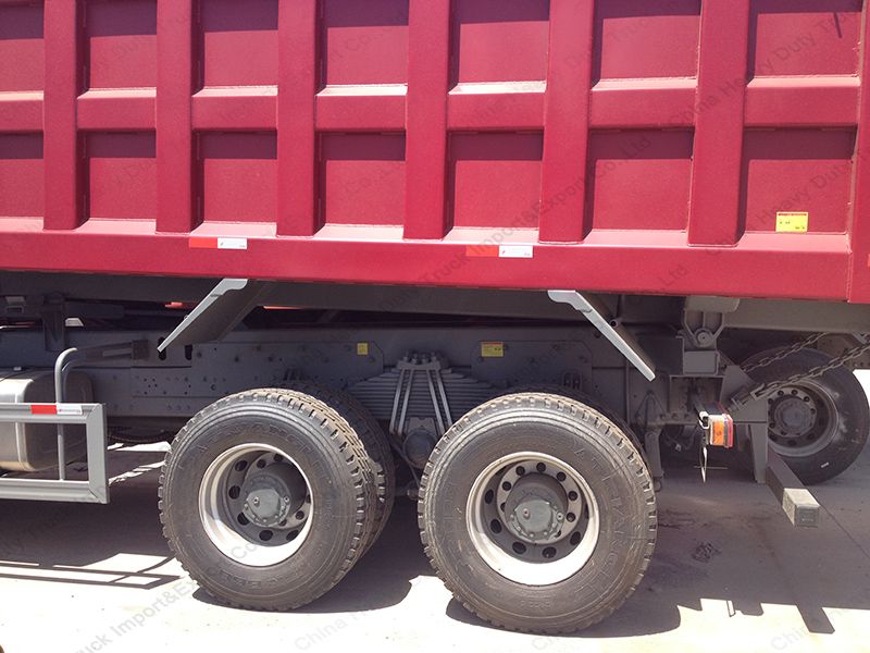 Sinotruk HOWO 6X4 Dipper/Dumper Truck for Coal Mine