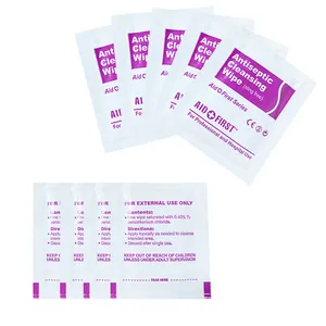 Un antiseptique lingettes humides avec le chlorure de benzalkonium Un antiseptique lingettes humides avec le chlorure de benzalkonium