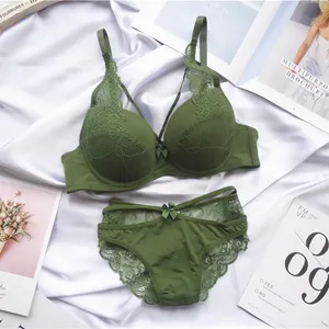 Sexy Lingerie Set Women′s Simple Breathable Women′s Underwear Set Lace Sexy Bra Sexy Lingerie Set Women′s Simple Breathable Women′s Underwear Set Lace Sexy Bra