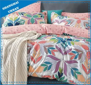 Colorful Leafs Printed Polyester Quilt Cover Set Colorful Leafs Printed Polyester Quilt Cover Set