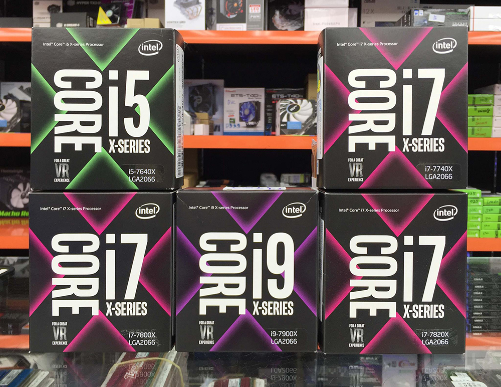 2022新商品 新品未開封☆CPU Intel LGA2066 i5-7640X Core PCパーツ